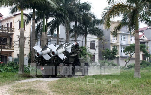 Tháo, nạp đạn tên lửa có vai trò quan trọng trong việc bảo đảm khả năng chiến đấu liên tục của Bộ đội Tên lửa. Chính vì thế, đây là một trong những nội dung được Bộ đội Tên lửa hết sức coi trọng và luyện tập thường xuyên. Tháo, nạp đạn tên lửa có vai trò quan trọng trong việc bảo đảm khả năng chiến đấu liên tục của Bộ đội Tên lửa. Chính vì thế, đây là một trong những nội dung được Bộ đội Tên lửa hết sức coi trọng và luyện tập thường xuyên.