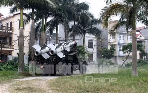 Tháo, nạp đạn tên lửa có vai trò quan trọng trong việc bảo đảm khả năng chiến đấu liên tục của Bộ đội Tên lửa. Chính vì thế, đây là một trong những nội dung được Bộ đội Tên lửa hết sức coi trọng và luyện tập thường xuyên.