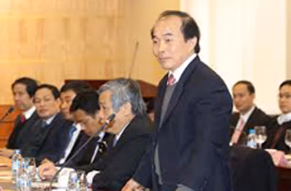 GS. Lưu Văn Bội cho biết, chỉ cần Nhà nước tạo điều kiện về môi trường cho tốt hơn, có chế độ như thế nào đó phù hợp để yên tâm làm việc, không phải xoay sở kiếm sống, dần toàn tâm toàn ý cho khoa học, cống hiến nhiều hơn cho dân, cho nước. Ảnh Bùi Tuấn/VNU GS. Lưu Văn Bội cho biết, chỉ cần Nhà nước tạo điều kiện về môi trường cho tốt hơn, có chế độ như thế nào đó phù hợp để yên tâm làm việc, không phải xoay sở kiếm sống, dần toàn tâm toàn ý cho khoa học, cống hiến nhiều hơn cho dân, cho nước. Ảnh Bùi Tuấn/VNU