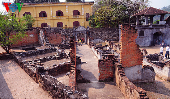 Một góc của nhà tù Sơn La nhìn từ trên cao xuống Một góc của nhà tù Sơn La nhìn từ trên cao xuống