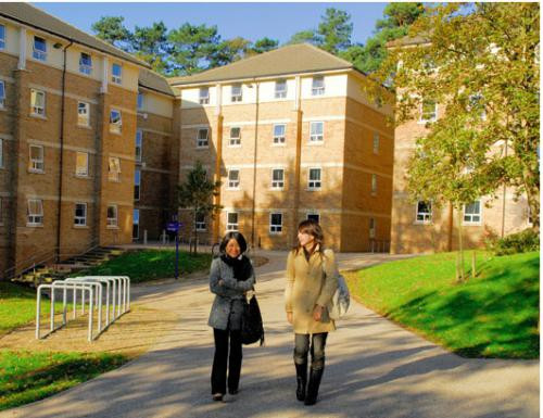 Đại học Oxford Brookes: Được thành lập năm 1865, trường Đại học Oxford Brookes là trường đại học danh tiếng ở Anh với chương trình học thực tế, chuyên nghiệp và đáp ứng yêu cầu của nhà tuyển dụng. Đại học Oxford Brookes: Được thành lập năm 1865, trường Đại học Oxford Brookes là trường đại học danh tiếng ở Anh với chương trình học thực tế, chuyên nghiệp và đáp ứng yêu cầu của nhà tuyển dụng.