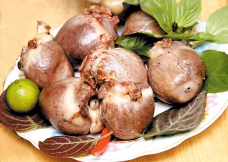 Tim và cật là món bổ vì nhiều đạm và vitamin.