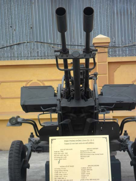 Pháo phòng không 23mm ZU 23-2: pháo được thiết kế năm 1950 và sản xuất năm 1960 tại Liên Xô. Pháo phòng không 23mm ZU 23-2: pháo được thiết kế năm 1950 và sản xuất năm 1960 tại Liên Xô.