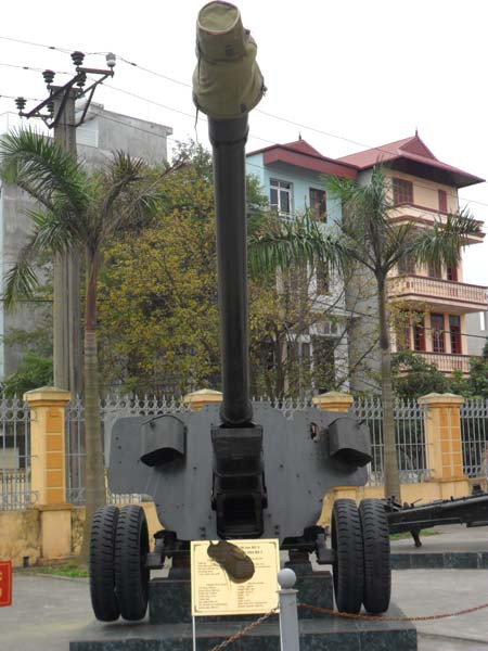 Pháo nòng dài 100mm BC-3: Năm sản xuất: 1944 – 1945 tại Liên Xô.