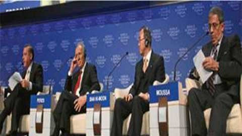 3. Quản lý toàn cầu. Sinh viên phải theo học các khóa về chính trị, xã hội, nhân văn, triết học, kinh tế và sung đột thế giới thì mới nhận được tấm bằng này. Về cơ bản, tấm bằng này mang lại cho sinh viên kiến thức và kỹ năng cần thiết để điều hành một đất nước sau khi tốt nghiệp. Nó không hiếm so với những tấm bằng đã được liệt kê trên. Nhưng nếu thiếu một trong những bằng cử nhân của lĩnh vực liên quan thì nó đủ gian nan để gạt bỏ những theo đuổi tấm bằng quản lý toàn cầu. Với những lợi ích kèm theo mà tấm bằng mang lại: ví như khả năng hiểu các nền văn hóa khác nhau và viện trợ nhân đạo, tấm bằng thực sự có thể giúp một người ghi dấu gia sản vững chắc trên toàn cầu.