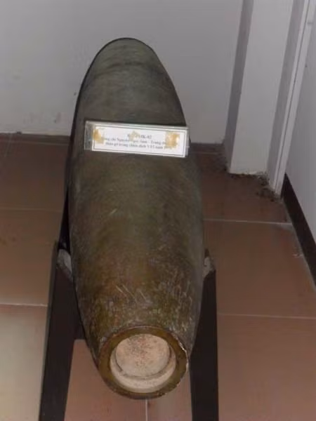 Quả bom MK-82, do đồng chí Nguyễn Ngọc Sâm tháo gỡ trong chiến dịch VT5 năm 1970