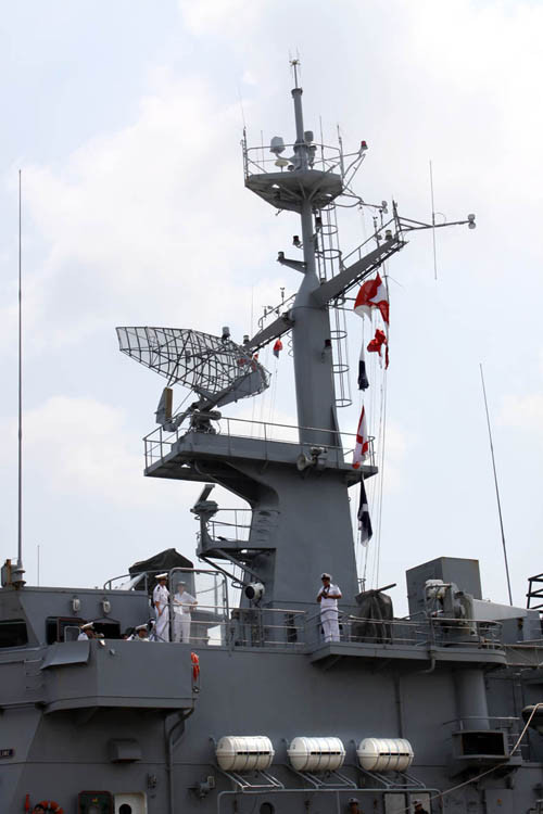 Hệ thống rada trên tàu tuần dương Vendemiaire Hệ thống rada trên tàu tuần dương Vendemiaire