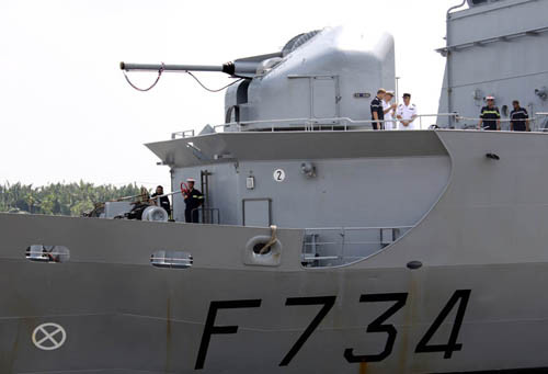 Tàu được trang bị nhiều vũ khí hiện đại Tàu được trang bị nhiều vũ khí hiện đại