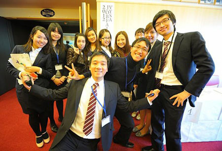 Du học sinh Việt Nam tại Nhật Bản (Ảnh Việt Báo) Du học sinh Việt Nam tại Nhật Bản (Ảnh Việt Báo)