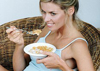 Ăn sáng sẽ giúp tinh thần minh mẫn hơn - Ảnh minh họa: Reuters