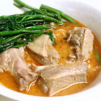 Vịt nấu Chao: Vịt là món ăn giàu dinh dưỡng, làm được rất nhiều món như: nướng, luộc, chiên, xào, quay, gỏi, cháo, tiết canh... nhưng thật là thiếu sót nếu ta không nhắc đến món "Vịt nấu chao", rất đơn giản và dễ nấu, ngon vì hương vị thơm ngon giữa vịt và chao hòa quyện vào nhau tạo ra một món ăn ẩm thực có hương vị độc đáo. Vịt nấu Chao: Vịt là món ăn giàu dinh dưỡng, làm được rất nhiều món như: nướng, luộc, chiên, xào, quay, gỏi, cháo, tiết canh... nhưng thật là thiếu sót nếu ta không nhắc đến món "Vịt nấu chao", rất đơn giản và dễ nấu, ngon vì hương vị thơm ngon giữa vịt và chao hòa quyện vào nhau tạo ra một món ăn ẩm thực có hương vị độc đáo.