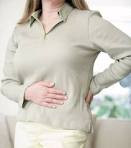 2. Ăn quá no: Chức năng tiêu hoá thức ăn của dạ dày sẽ giảm đi đáng kể khi cơ thể bạn trong trạng thái ăn quá no. Lượng thức ăn chưa kịp tiêu hoá hết sẽ lên men gây “áp lực” cho dạ dày nên hiện tượng trướng bụng, khó tiêu và đau dạ dày, viêm loét dạ dày là điều khó tránh khỏi. 2. Ăn quá no: Chức năng tiêu hoá thức ăn của dạ dày sẽ giảm đi đáng kể khi cơ thể bạn trong trạng thái ăn quá no. Lượng thức ăn chưa kịp tiêu hoá hết sẽ lên men gây “áp lực” cho dạ dày nên hiện tượng trướng bụng, khó tiêu và đau dạ dày, viêm loét dạ dày là điều khó tránh khỏi.