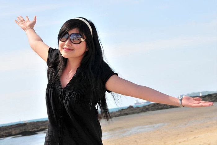 Bạn Lê Trần Vi hiện đang là du học sinh tại Pháp, bạn sống ở thủ đô Paris Bạn Lê Trần Vi hiện đang là du học sinh tại Pháp, bạn sống ở thủ đô Paris