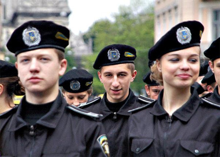 Binh sĩ quân đội Ukraine. Binh sĩ quân đội Ukraine.