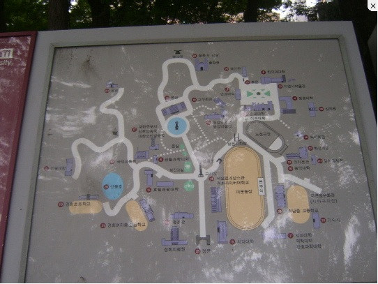 Bản đồ chỉ dẫn toàn bộ ngôi trường. Bản đồ chỉ dẫn toàn bộ ngôi trường.