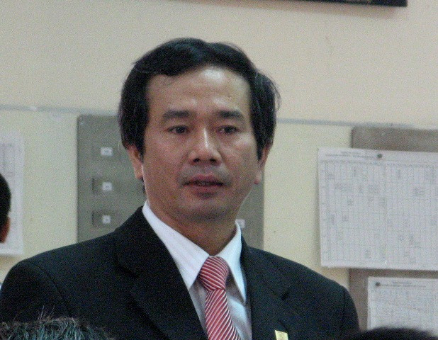 PGS, TS Phạm Hồng Tung, ĐHQGHN cho rằng, trẻ em, thanh niên hư muốn tốt lên thì người lớn cũng phải gương mẫu. Ảnh Xuân Trung PGS, TS Phạm Hồng Tung, ĐHQGHN cho rằng, trẻ em, thanh niên hư muốn tốt lên thì người lớn cũng phải gương mẫu. Ảnh Xuân Trung