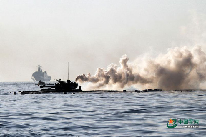 Tháng 8 năm 2014, Hạm đội Nam Hải, Hải quân Trung Quốc tổ chức tập trận đánh chiếm đảo trên Biển Đông Tháng 8 năm 2014, Hạm đội Nam Hải, Hải quân Trung Quốc tổ chức tập trận đánh chiếm đảo trên Biển Đông