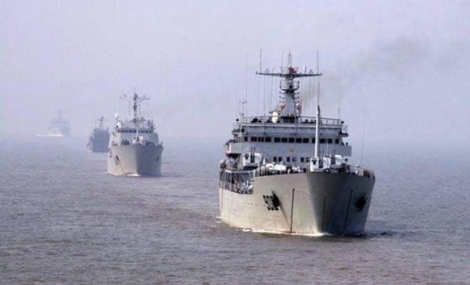 Tàu đổ bộ xe tăng của Hạm đội Nam Hải trong một cuộc diễn tập (ảnh tư liệu)