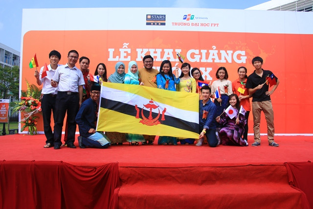 Tính đến nay, Đại học FPT là một trong những trường có nhiều sinh viên nước ngoài theo học nhất.