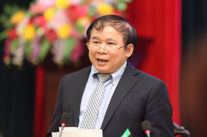 Thứ trưởng Bùi Văn Ga trong buổi họp báo. Thứ trưởng Bùi Văn Ga trong buổi họp báo.