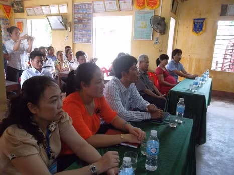 Rất đông người dân đã tham gia buổi xin lỗi