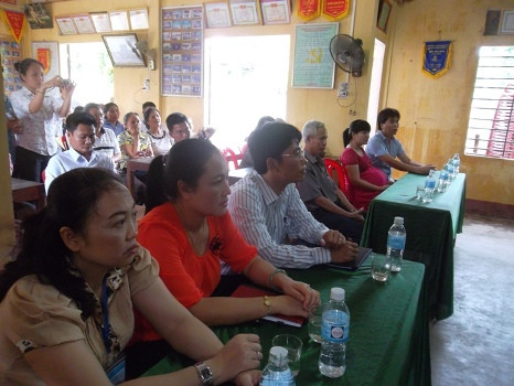 Rất đông người dân đã tham gia buổi xin lỗi Rất đông người dân đã tham gia buổi xin lỗi