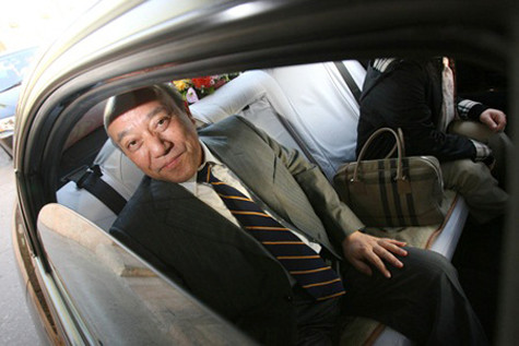 Tính tới thời điểm hiện nay, Tập đoàn Wan Xiang của Lu Guanqiu đã thiết lập được hệ thống chân rết 30 nhà máy đặt tại các quốc gia như Mỹ, Anh, Đức, Canada, Australia... (Ảnh: Internet). Tính tới thời điểm hiện nay, Tập đoàn Wan Xiang của Lu Guanqiu đã thiết lập được hệ thống chân rết 30 nhà máy đặt tại các quốc gia như Mỹ, Anh, Đức, Canada, Australia... (Ảnh: Internet).