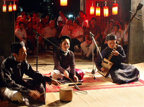 Ngày 1/10/2009, tại kỳ họp lần thứ 4 của Ủy ban liên chính phủ Công ước UNESCO Bảo vệ di sản văn hóa phi vật thể (từ ngày 28 tháng 9 tới ngày 2 tháng 10 năm 2009), ca trù đã được công nhận là di sản phi vật thể cần bảo vệ khẩn cấp (Ảnh: Internet).