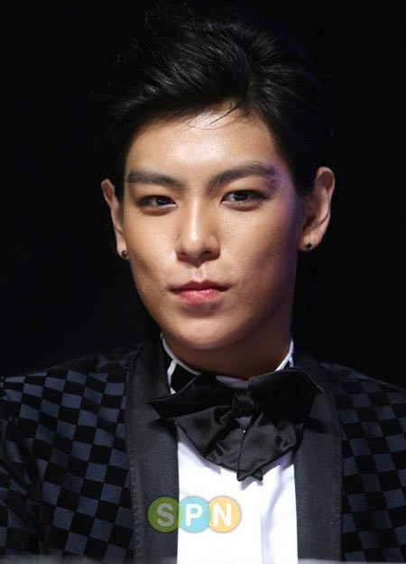 Seung Hyun: Choi Seung Hyun Biệt danh: T.O.P (Big Bang) Ngày sinh: 04/11/1987 Cao: 1m81 Nặng: 65 kg Xem thêm: Sao Hàn nào mặc xấu nhất nửa đầu 2012? Seung Hyun: Choi Seung Hyun Biệt danh: T.O.P (Big Bang) Ngày sinh: 04/11/1987 Cao: 1m81 Nặng: 65 kg Xem thêm: Sao Hàn nào mặc xấu nhất nửa đầu 2012?