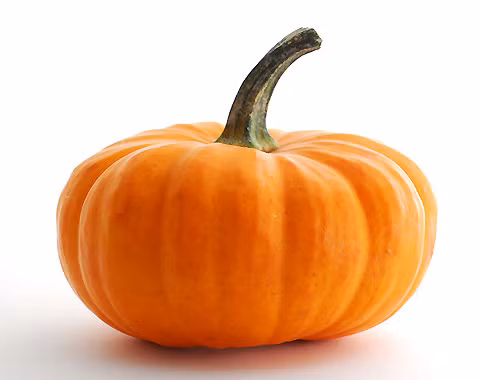 Bí đỏ - Tác phẩm nghệ thuật dành cho máu: Những danh y dưới triều đại nhà Thanh (Trung Quốc) vẫn ca ngợi bí ngô là “tác phẩm nghệ thuật dành cho máu”. Nguyên nhân bởi bí ngô hội tụ rất nhiều chất dinh dưỡng tốt cho máu như protein thực vật, carotene, vitamin, acid amin thiết yếu, canxi, kẽm, sắt, cobalt, phốt pho… Xem thêm: Những điều cần tránh trước giờ đi ngủ