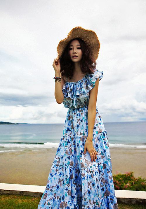 Sẽ còn tuyệt hơn nếu bạn diện nó để tham dự một buổi party trên bờ cát. Xem thêm:Che chân vòng kiềng với váy áo hè cực xinh Sẽ còn tuyệt hơn nếu bạn diện nó để tham dự một buổi party trên bờ cát. Xem thêm:Che chân vòng kiềng với váy áo hè cực xinh