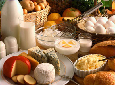 Ngoài ra, các bạn cần kết hợp ăn uống hợp lý với việc tập luyện thể dục thể thao để không chỉ có được một vòng bụng săn chắc mà còn có được một cơ thể khỏe mạnh để vui chơi trong những ngày hè.