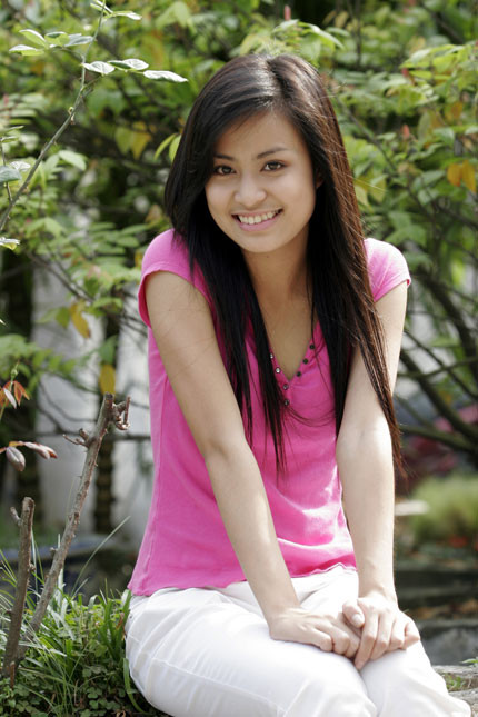 Hoàng Thuỳ Linh khi tham gia “Nhật ký Vàng Anh” Hoàng Thuỳ Linh khi tham gia “Nhật ký Vàng Anh”