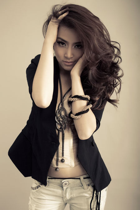 ...những trang phục sexy... ...những trang phục sexy...