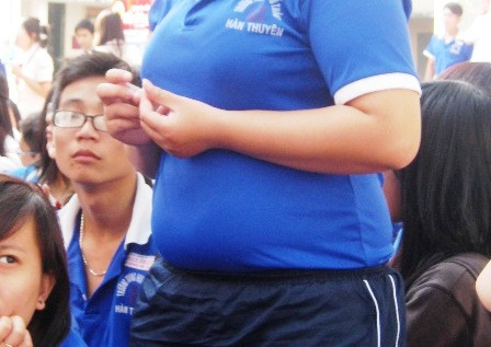 Học trò béo phì không chỉ có nguy cơ về sức khỏe mà còn có ảnh hưởng đến tâm lý (Ảnh: Hoài Nam). Học trò béo phì không chỉ có nguy cơ về sức khỏe mà còn có ảnh hưởng đến tâm lý (Ảnh: Hoài Nam).