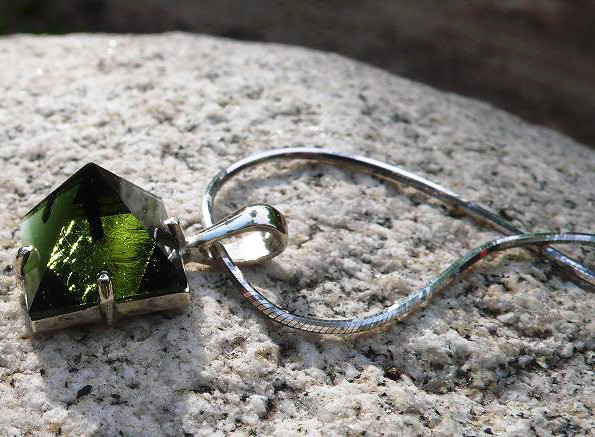 Xem thêm: Tự tạo style với gam màu trắng thanh lịch, cuốn hút