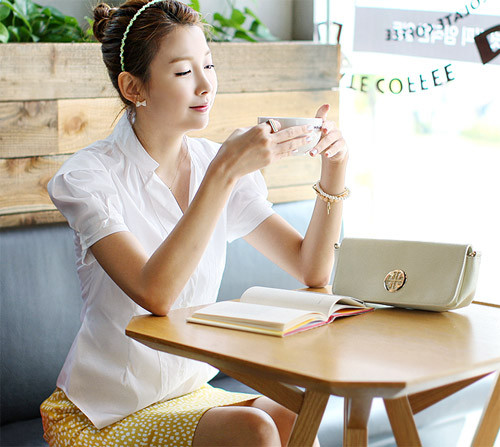 Xem thêm:Váy xẻ tà - "công cụ" đắc lực giúp Sao khoe dáng chuẩn, chân thon Xem thêm:Váy xẻ tà - "công cụ" đắc lực giúp Sao khoe dáng chuẩn, chân thon
