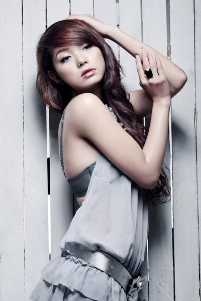 Và cũng từ đó Minh Hằng sexy hóa ngày càng mạnh mẽ. Và cũng từ đó Minh Hằng sexy hóa ngày càng mạnh mẽ.