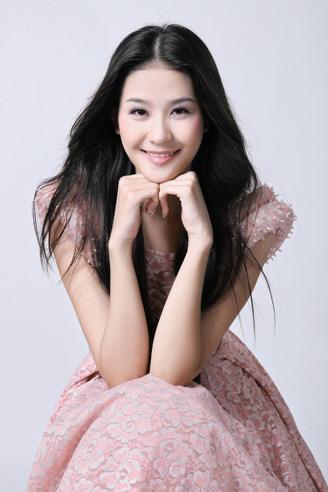 Hà Phương sở hữu một gương mặt rất khả ái ... Hà Phương sở hữu một gương mặt rất khả ái ...