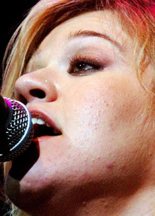 Kelly Clarkson Kelly Clarkson