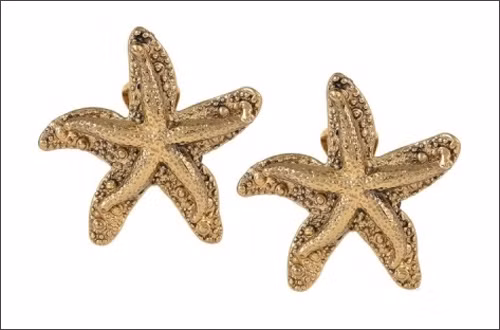 Đôi hoa tai sao biển sẽ khiến gương mặt bạn bừng sáng. Xem thêm: Phụ kiện làm đẹp Mango Xuân- Hè 2012 Đôi hoa tai sao biển sẽ khiến gương mặt bạn bừng sáng. Xem thêm: Phụ kiện làm đẹp Mango Xuân- Hè 2012