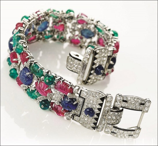 Xem thêm: Phụ kiện làm đẹp Mango Xuân- Hè 2012 Xem thêm: Phụ kiện làm đẹp Mango Xuân- Hè 2012