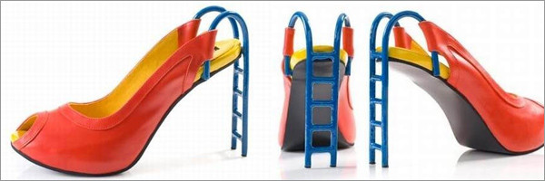 Dép gốc cao gót của nhà thiết kế Kobi Levi. Dép gốc cao gót của nhà thiết kế Kobi Levi.