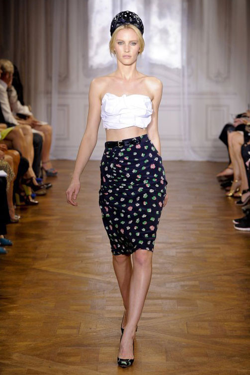 Xem thêm:Sao Hollywood đang "ngất ngây" kiểu túi nào?