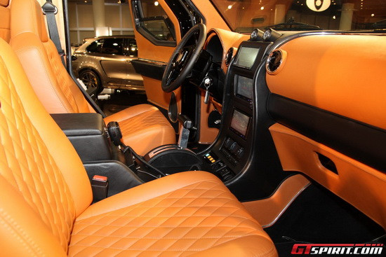 Ngoài ra, hãng xe đặt trụ sở tại Toronto còn cung cấp cho Knight XV 2012 gói phụ kiện nâng cấp mang tên Luxury Group. Nhờ đó, mẫu SUV hạng sang có thêm cửa sổ màu tối bảo mật và điều khiển bằng điện, kính chống đạn, TV màn hình phẳng, hệ thống PA đi kèm loa âm lượng lớn, đèn nhấp nháy, cụm cảm ứng hỗ trợ, hệ thống liên lạc cùng hệ thống giải trí X-Box mới. Chưa hết, còn phải kể đến gói VIP với quầy bar, tủ lạnh và hộp đựng xì gà. Ngoài ra, hãng xe đặt trụ sở tại Toronto còn cung cấp cho Knight XV 2012 gói phụ kiện nâng cấp mang tên Luxury Group. Nhờ đó, mẫu SUV hạng sang có thêm cửa sổ màu tối bảo mật và điều khiển bằng điện, kính chống đạn, TV màn hình phẳng, hệ thống PA đi kèm loa âm lượng lớn, đèn nhấp nháy, cụm cảm ứng hỗ trợ, hệ thống liên lạc cùng hệ thống giải trí X-Box mới. Chưa hết, còn phải kể đến gói VIP với quầy bar, tủ lạnh và hộp đựng xì gà.