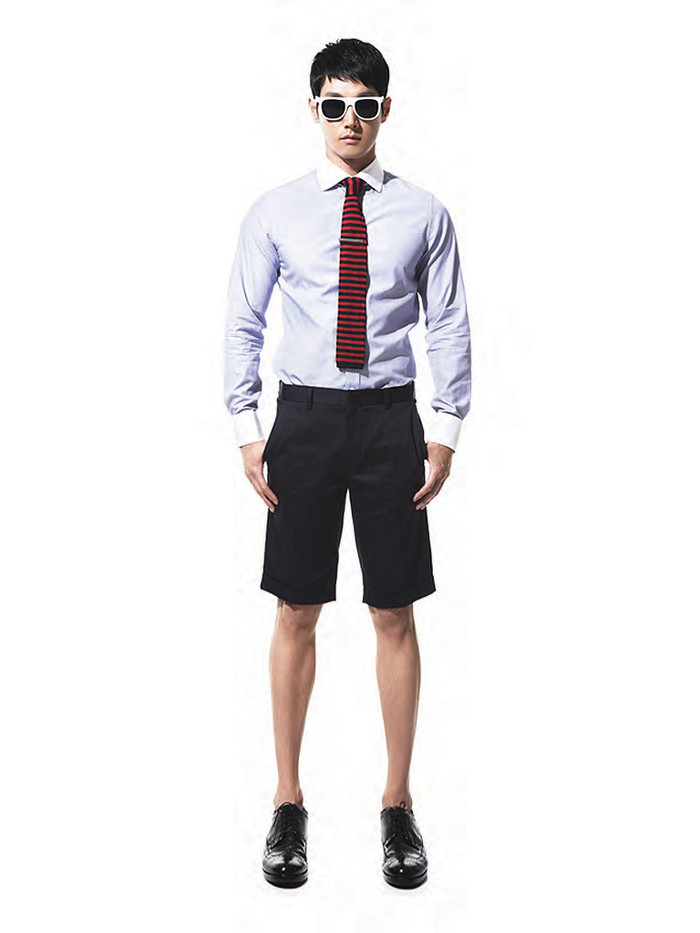 Đừng bỏ rơi chàng trai của bạn, hãy chọn cho chàng những chiếc sơ mi gam màu dịu mắt để chàng luôn bảnh bao dù tiết trời mùa này đang u ám.