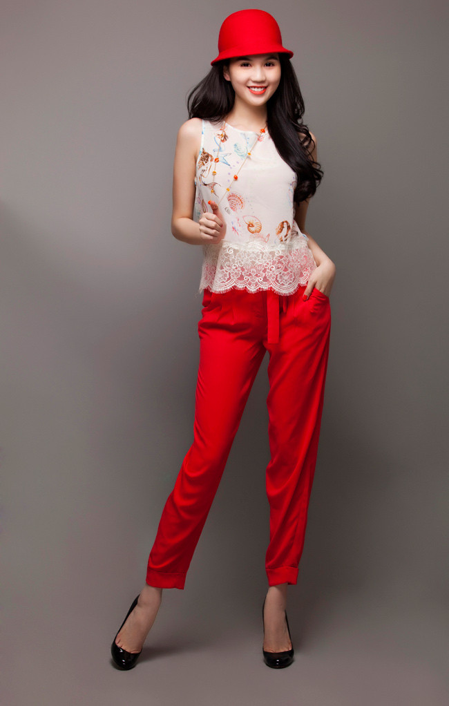 Xem thêm:Ngọc Trinh “đọ” lưng cùng các mỹ nhân Việt, ai đẹp hơn? Xem thêm:Ngọc Trinh “đọ” lưng cùng các mỹ nhân Việt, ai đẹp hơn?