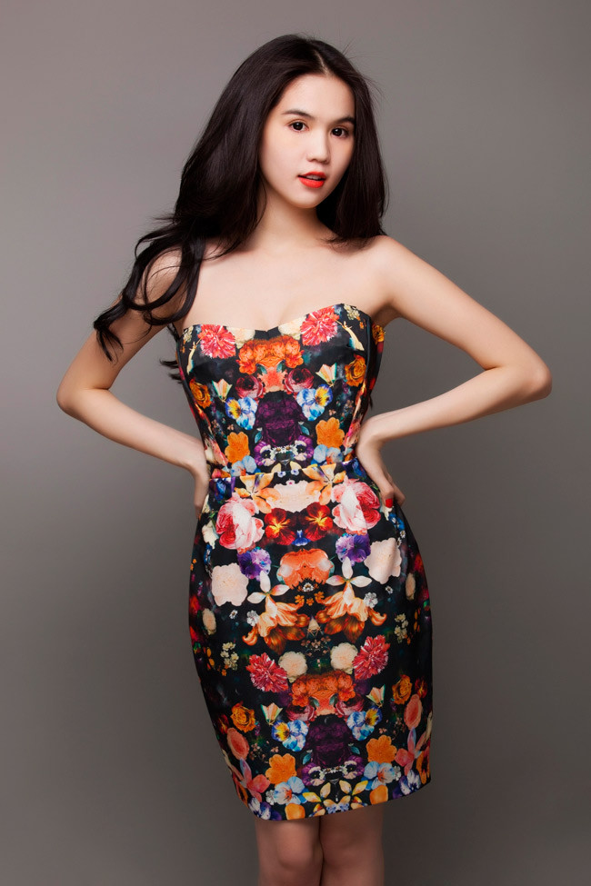 Xem thêm:Ngọc Trinh “đọ” lưng cùng các mỹ nhân Việt, ai đẹp hơn? Xem thêm:Ngọc Trinh “đọ” lưng cùng các mỹ nhân Việt, ai đẹp hơn?