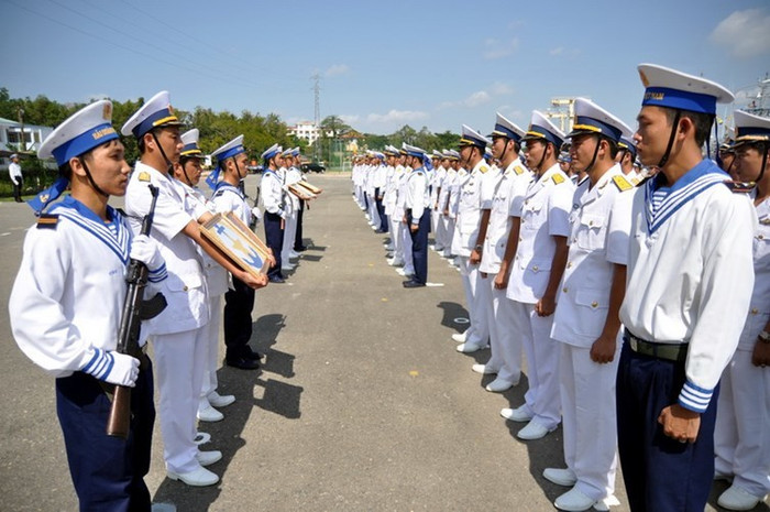 Hải quân Việt Nam biên chế 2 tàu tên lửa lớp Molniya mới (nguồn báo Hoàn Cầu, Trung Quốc) Hải quân Việt Nam biên chế 2 tàu tên lửa lớp Molniya mới (nguồn báo Hoàn Cầu, Trung Quốc)