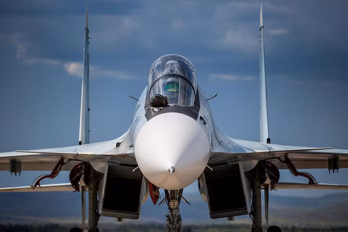 Máy bay chiến đấu đa năng 2 chỗ ngồi Su-30MS biên chế cho một căn cứ ở bang Chita, Quân khu miền Đông, Quân đội Nga